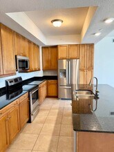 341 Bay Colony Dr N in Juno Beach, FL - Building Photo - Building Photo