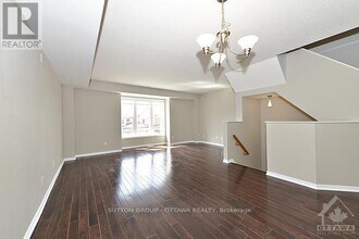 17 Glenhaven Private in Ottawa, ON - Building Photo - Building Photo