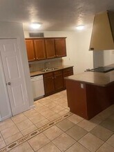 5103 Ridge Manor Dr in Houston, TX - Building Photo - Building Photo