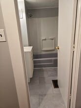 207 Pine St in Nashua, NH - Building Photo - Building Photo