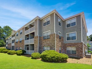 Eagles Nest Apartments in Carrollton, GA - Foto de edificio - Building Photo