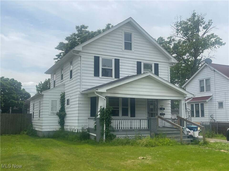 2224 E 31st St in Lorain, OH - Building Photo