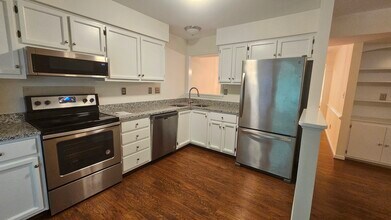 3210 Gateway Cir in Charlottesville, VA - Building Photo - Building Photo