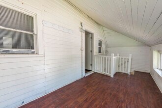 1801 Victoria Ave in North Chicago, IL - Building Photo - Building Photo