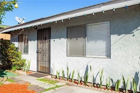 property at 5220 Santa Anita Ave