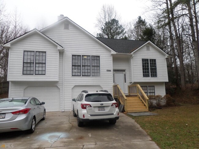 property at 4075 Springlake Cir