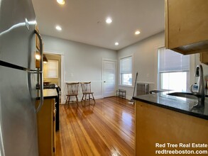 14 Dalrymple St, Unit 3 in Boston, MA - Building Photo - Building Photo