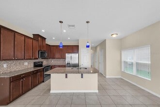 4055 69th Terrace N in Pinellas Park, FL - Building Photo - Building Photo