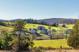 381 Hungry Hollow Rd SE in Cleveland, TN - Building Photo - Building Photo