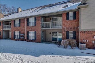 28515 Carlton Way Dr in Novi, MI - Building Photo - Building Photo