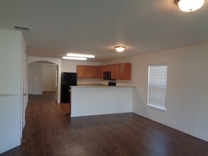 906 Wynnmere Walk in Ruskin, FL - Building Photo - Building Photo