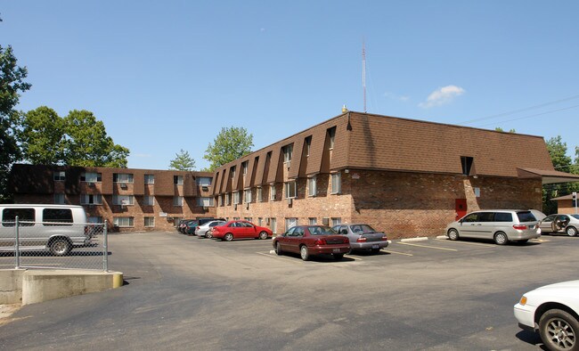 Colony House in Columbus, OH - Foto de edificio - Building Photo