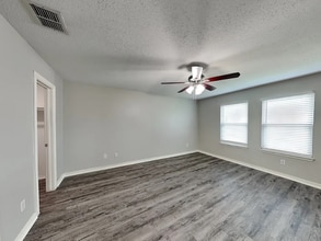 4837 Waterford Dr in Fort Worth, TX - Building Photo - Building Photo