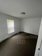 131 W High St in Ballston Spa, NY - Building Photo - Building Photo