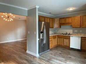 499 Coronation Dr in Fayetteville, NC - Building Photo - Building Photo