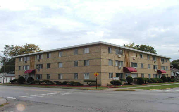 601-609 24th Ave in Bellwood, IL - Foto de edificio