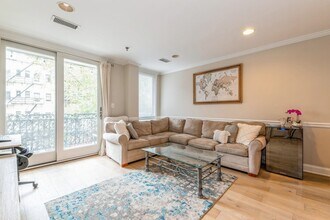 70 Adams St in Hoboken, NJ - Building Photo - Building Photo
