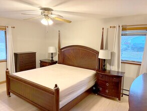 14 Winside Ln, Unit 1 in Coram, NY - Foto de edificio - Building Photo