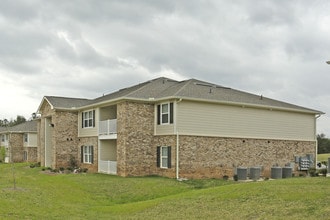 Kelly Pointe Apartments in Lenoir City, TN - Building Photo - Building Photo