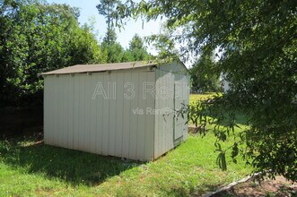 1532 Locomotive Dr NE in Conyers, GA - Building Photo - Building Photo