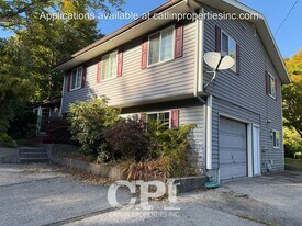 303 Nevada Dr in Longview, WA - Building Photo