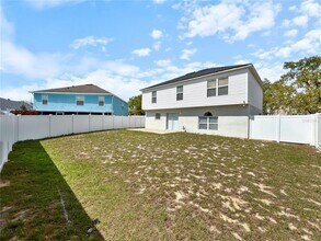 1035 Ronlin St in Haines City, FL - Building Photo - Building Photo