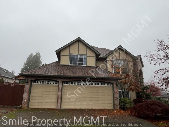 property at 11461 SE Highland Loop