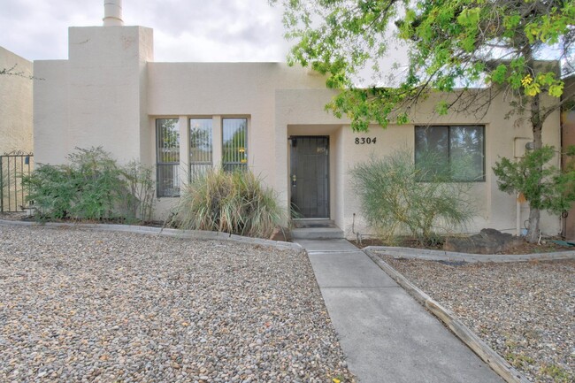 property at 8304 Della Rd NE