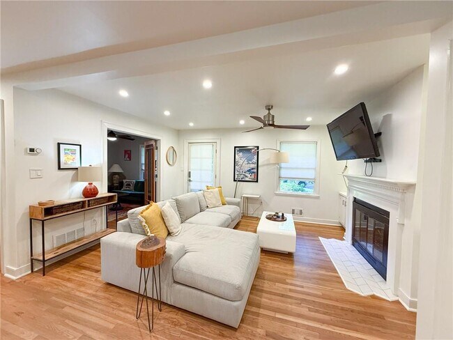 property at 1301 Willivee Dr