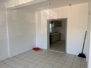 3217 Diaz St in Laredo, TX - Building Photo - Building Photo