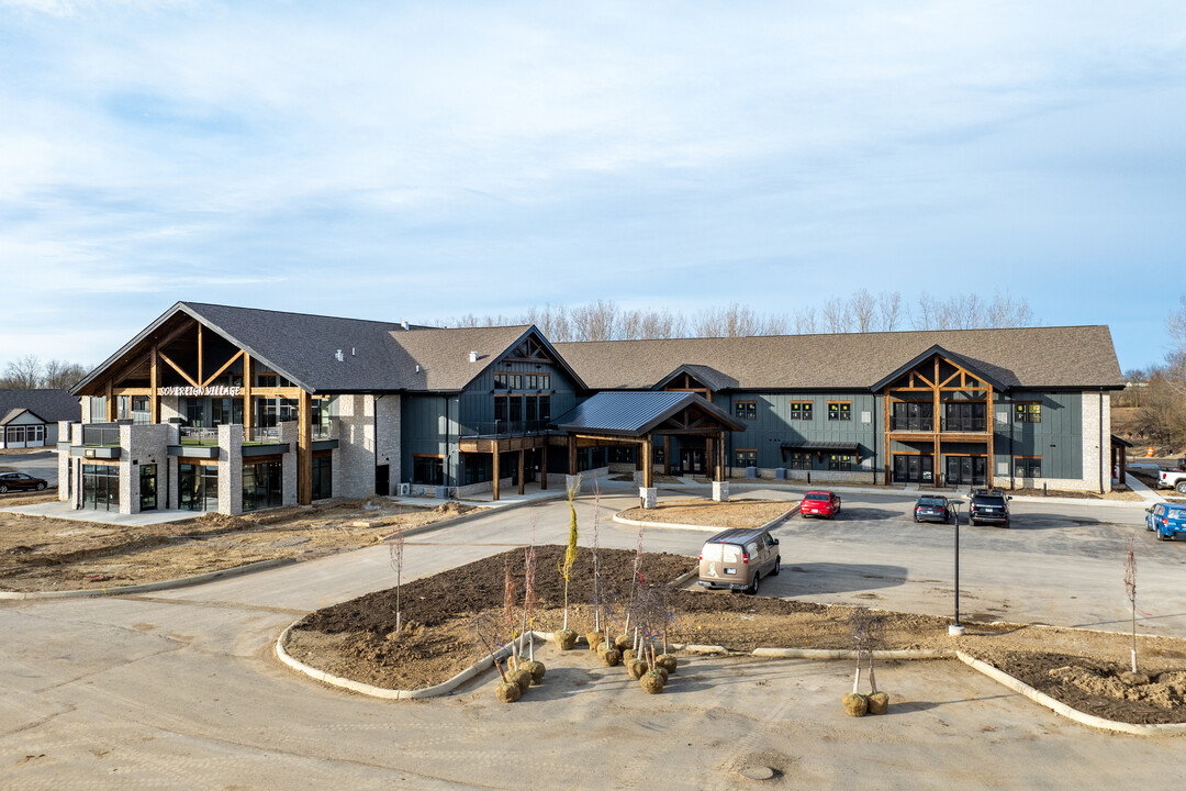 Sovereign Village in London, OH - Building Photo