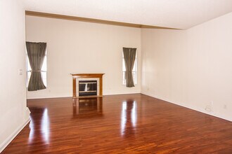 12262 Running Springs Rd in Fishers, IN - Building Photo - Building Photo