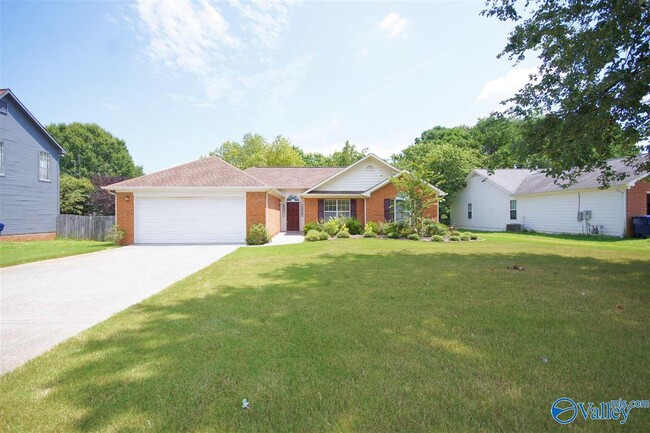 property at 106 Sleepy Hollow Ln