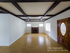 126 E Garfield Ave in Glendale, CA - Building Photo - Building Photo