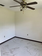 19821 NE 13th Ct in Miami, FL - Building Photo - Building Photo