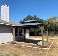 8901 Shattuck Cove in Austin, TX - Building Photo - Building Photo