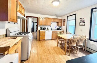 30 Darling St, Unit 2 in Boston, MA - Building Photo
