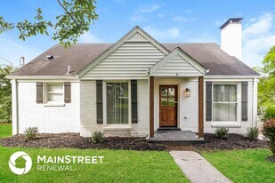 922 Crescent Hill Rd in Nashville, TN - Building Photo