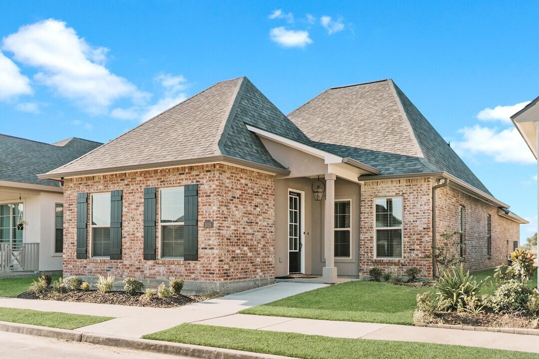 3028 Basin Wy in Lake Charles, LA - Building Photo