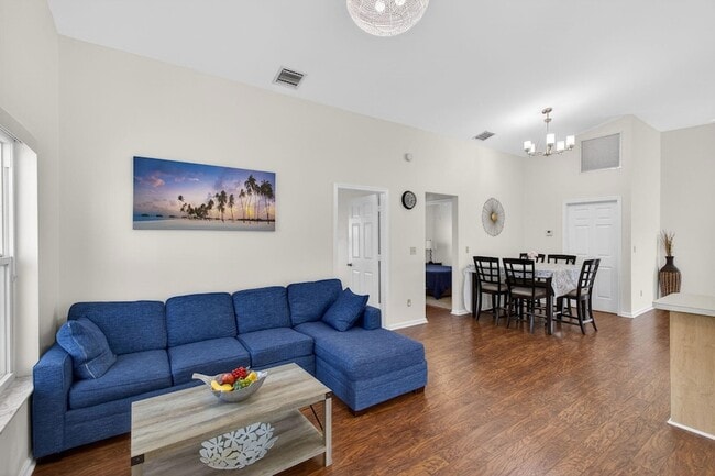 6223 Kendrick St in Jupiter, FL - Building Photo - Building Photo