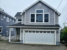 23 S Bertrand Rd in Mount Arlington, NJ - Building Photo