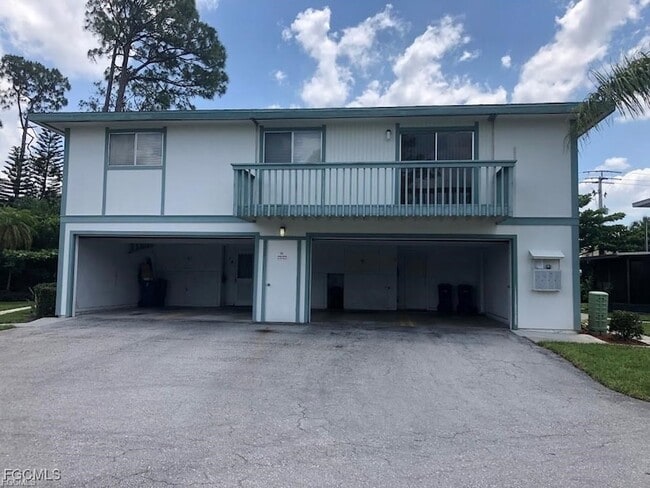 3320 New South Province Blvd, Unit 1 in Ft. Myers, FL - Building Photo - Building Photo