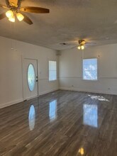 121 W B St in Norco, LA - Building Photo - Building Photo