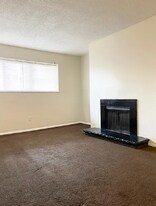 6201 Garden Rd in Maumee, OH - Building Photo