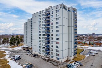 Lafayette Apartments in Toronto, ON - Building Photo - Building Photo