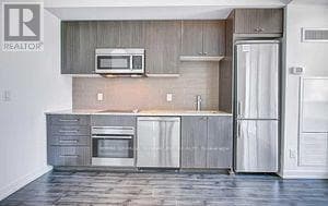 18 Rean Dr in Toronto, ON - Building Photo - Building Photo