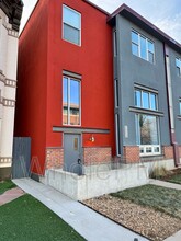 2400 Welton St in Denver, CO - Building Photo - Building Photo