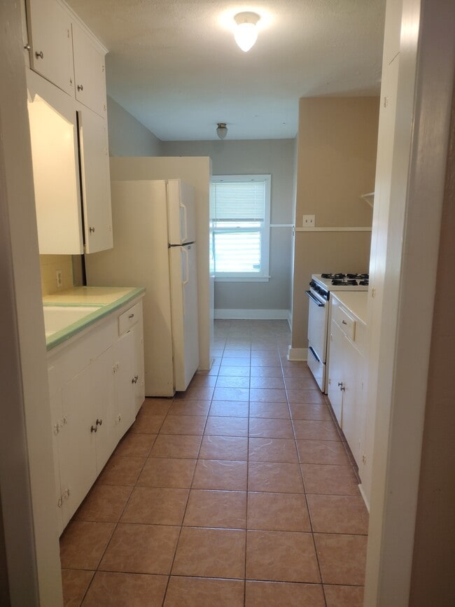 6113 Avenue Q 1/2, Unit 2 in Galveston, TX - Building Photo - Building Photo