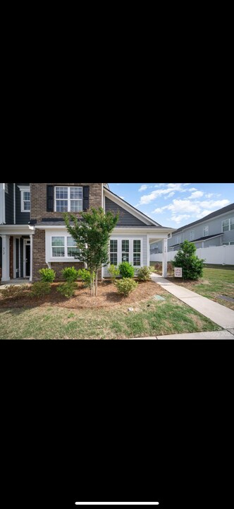 510 Dorman St in Belmont, NC - Building Photo