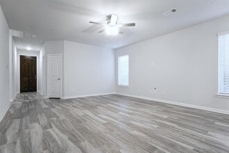 4212 Foxtail Run Ln in Arlington, TX - Building Photo - Building Photo